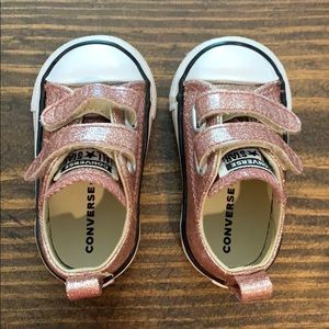 Converse Pink sparkly baby shoes size 3 like new